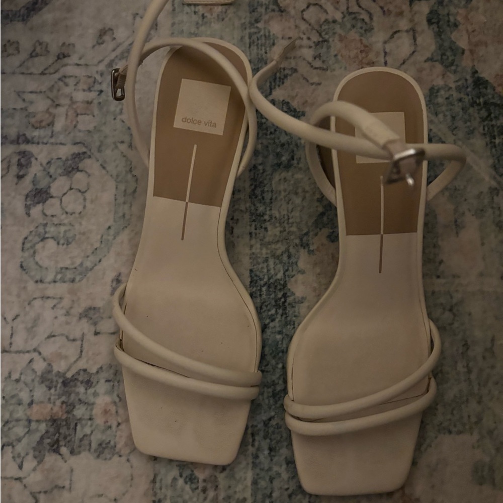 Dolce Vita Ivory Strappy Square-Toe Sandals